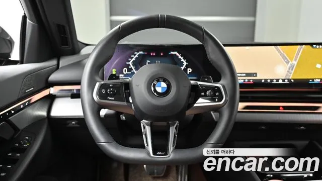 BMW 5 Series G60 — Фото автомобиля 13