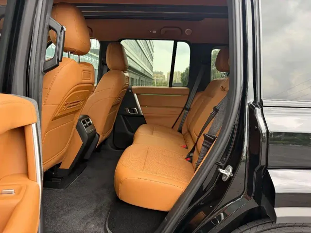 iCAR V27 — Фото автомобиля 11