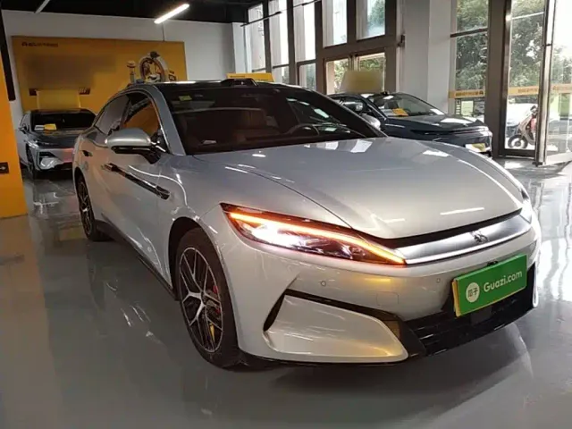 BYD Han L — Фото автомобиля 3