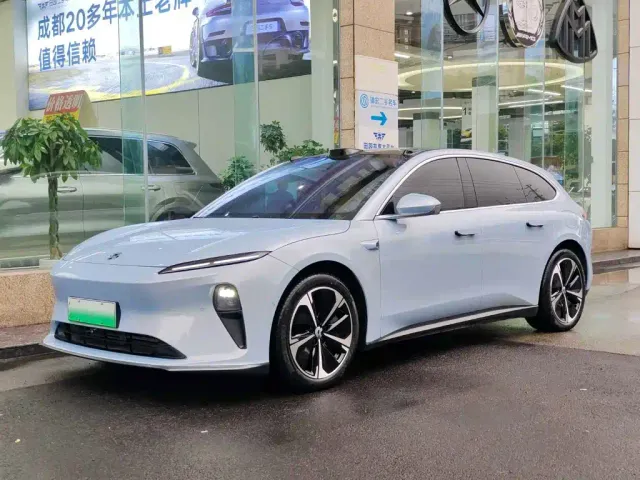 Фотография автомобиля — Nio ET5 Touring