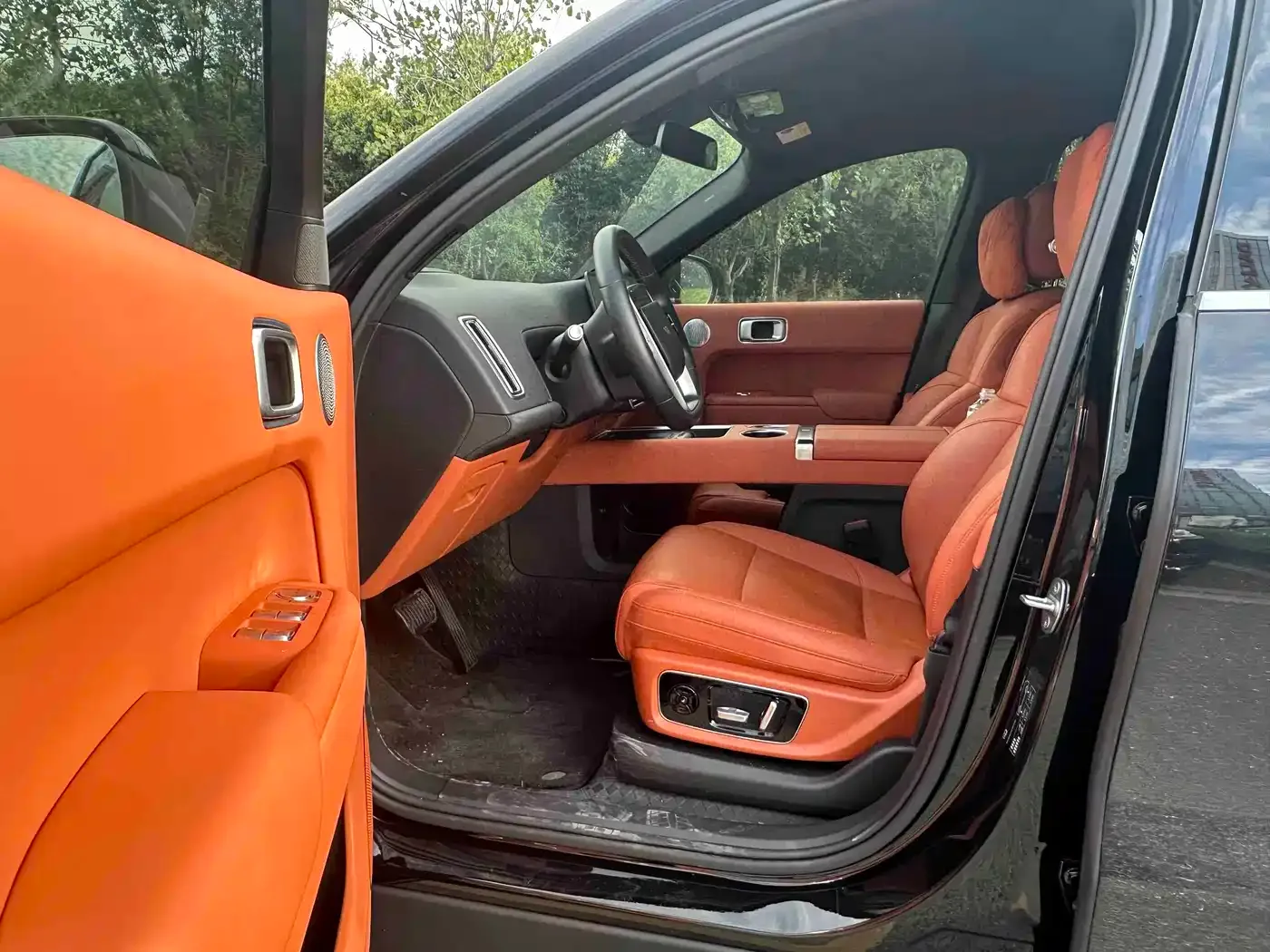 Li Auto Li Xiang L9 2024 Model Ultra — Фото автомобиля 4