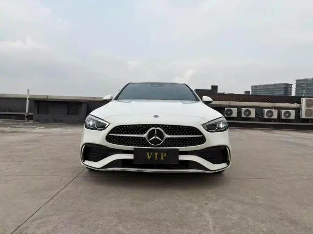Mercedes-Benz C-Class — Фото автомобиля 3