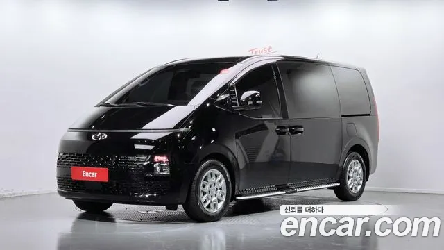 Фотография автомобиля — Hyundai Staria