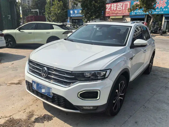 Volkswagen T-Roc — Фото автомобиля 2