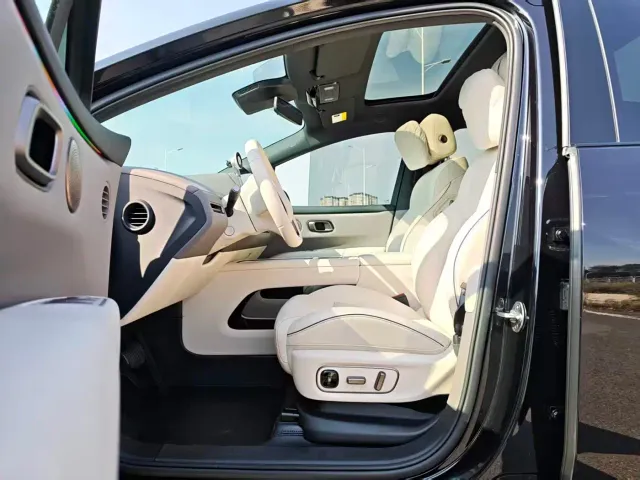 Li Auto i6 — Фото автомобиля 4