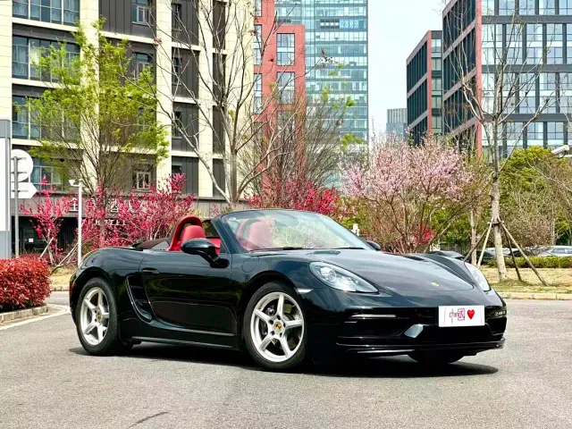 Porsche 718 — Фото автомобиля 3