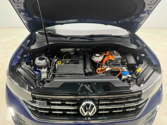 Volkswagen Tayron GTE Plug-in Hybrid — Фото автомобиля 27