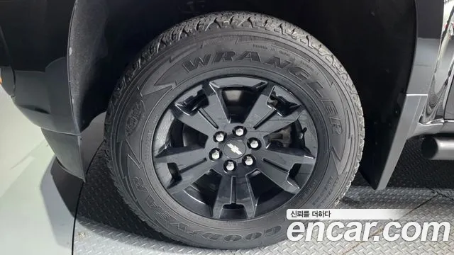 Chevrolet Colorado — Фото автомобиля 5