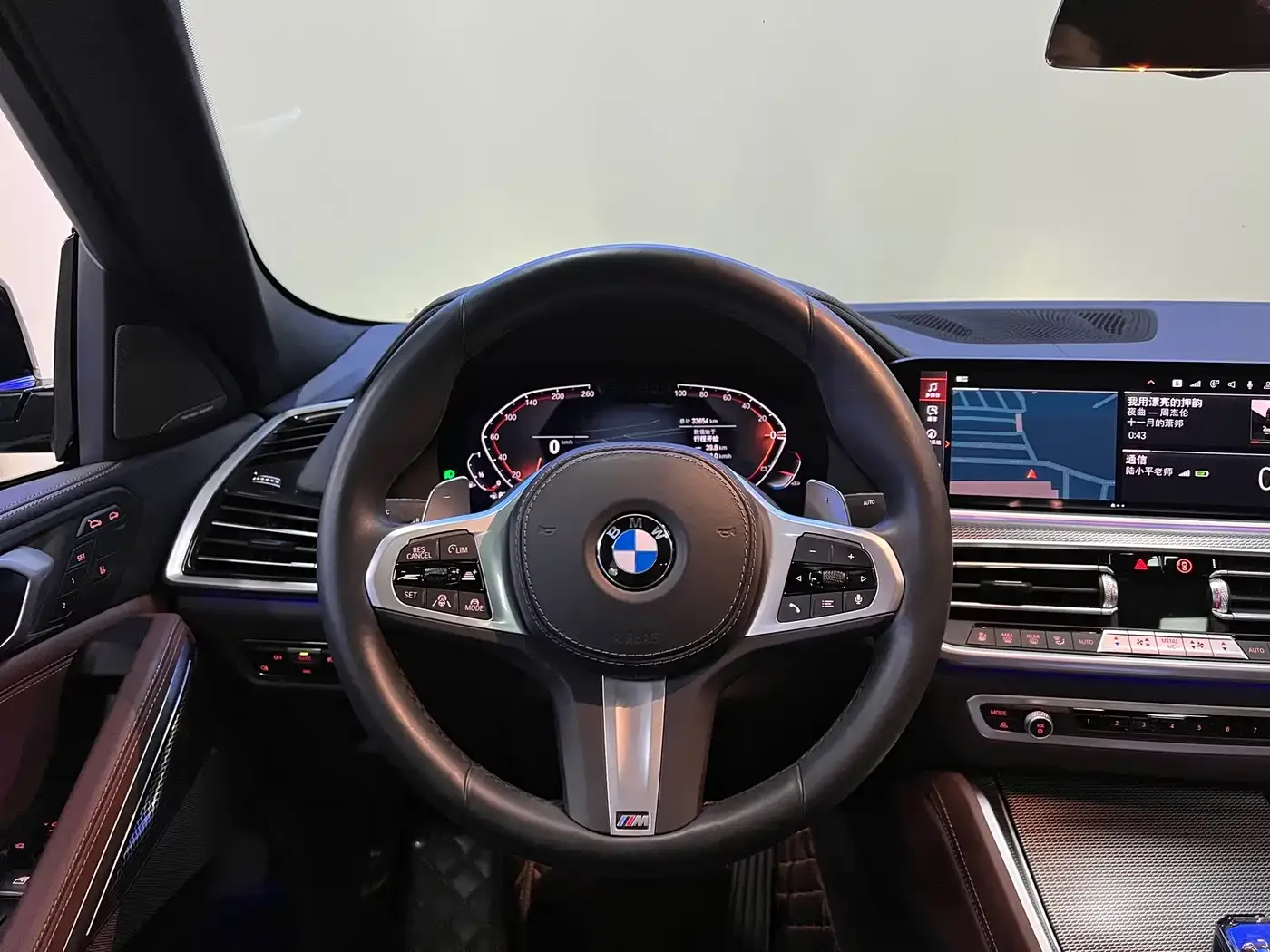 BMW BMW X6 2022 Model Year Facelift II xDrive40i Exclusive M Sport Package — Фото автомобиля 11