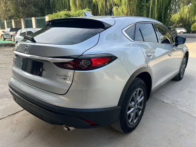 Mazda CX-4 — Фото автомобиля 9