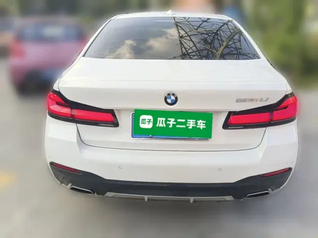 BMW 5 Series — Фото автомобиля 7