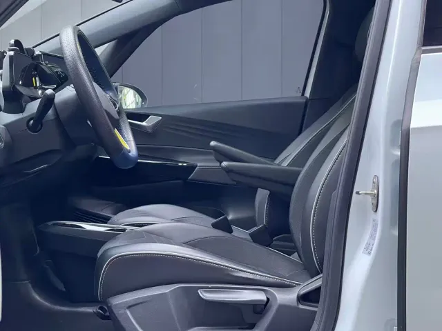 Volkswagen ID.3 — Фото автомобиля 10