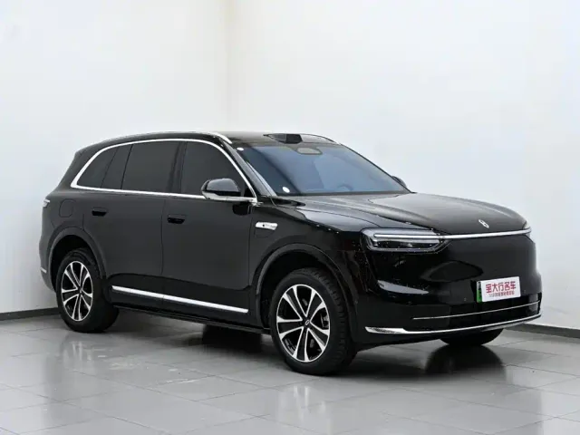 Aito M7 — Фото автомобиля 4