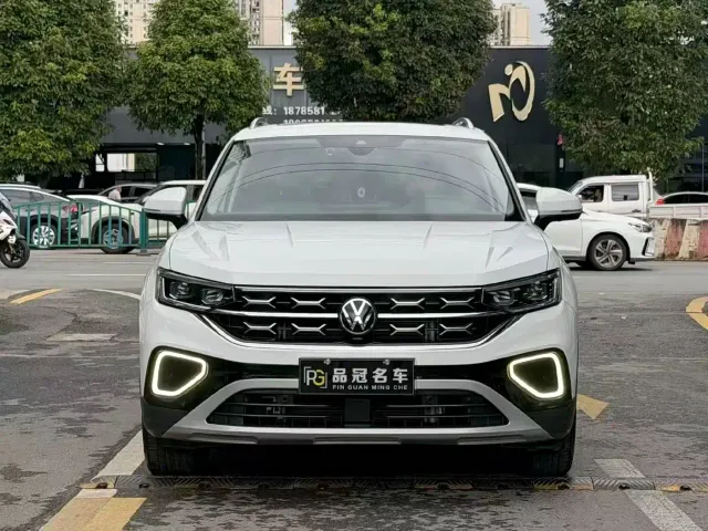 Volkswagen Tayron — Фото автомобиля 2
