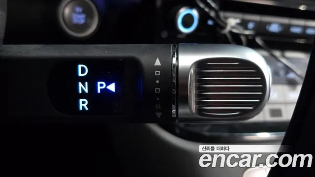 Hyundai Casper Electric — Фото автомобиля 12