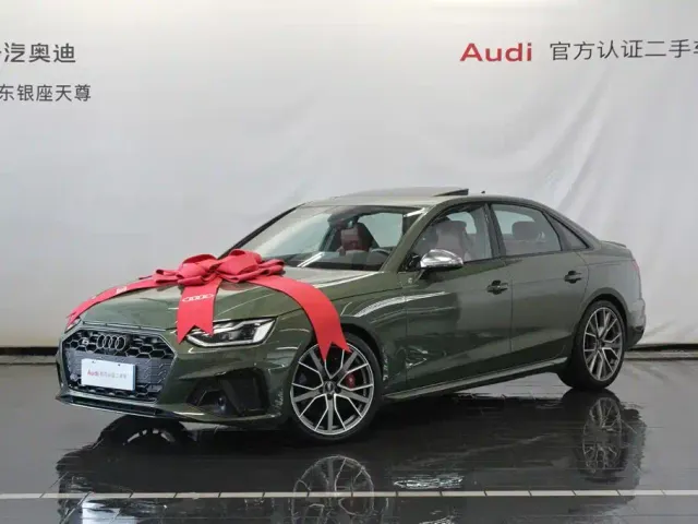 Audi S4 — Фото автомобиля 3