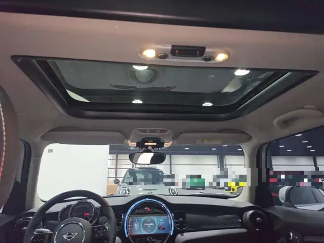 MINI Hatch — Фото автомобиля 17