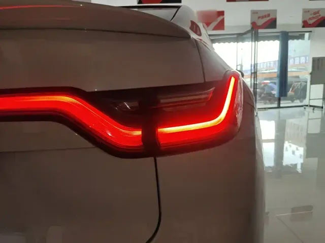 Nio EC6 — Фото автомобиля 23