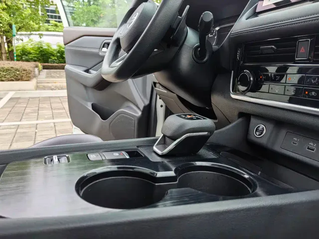 Nissan X-Trail — Фото автомобиля 17