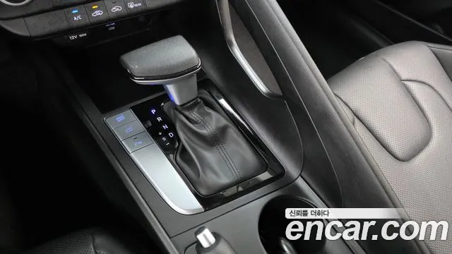 Hyundai Avante CN7 — Фото автомобиля 12