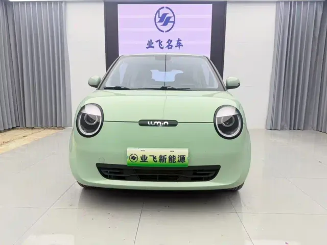 Changan Lumin — Фото автомобиля 2