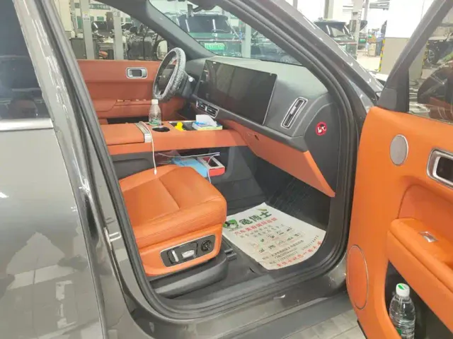Li Auto Li Xiang L9 2022 Max — Фото автомобиля 8