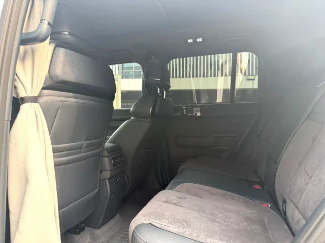 BYD FangChengBao Leopard 5 — Фото автомобиля 9