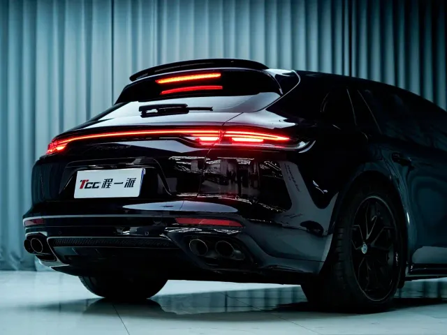 Porsche Panamera — Фото автомобиля 9