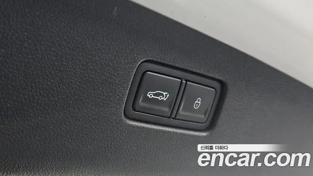 Genesis GV70 2.5T Бензин AWD — Фото автомобиля 8