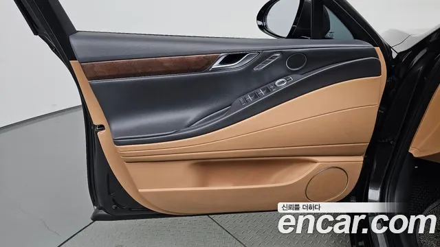 Genesis G80 RG3 — Фото автомобиля 12