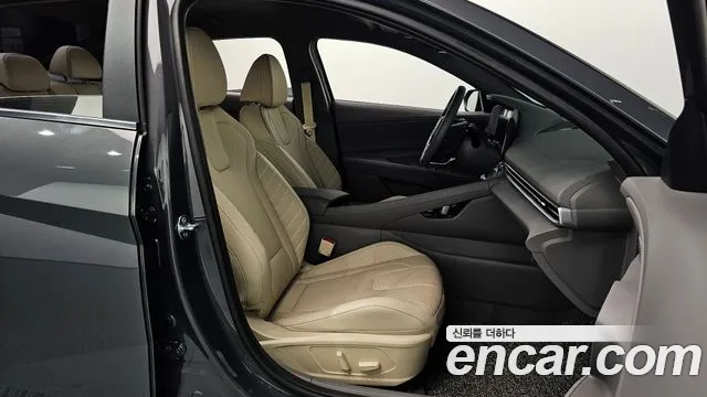 Hyundai Avante — Фото автомобиля 17