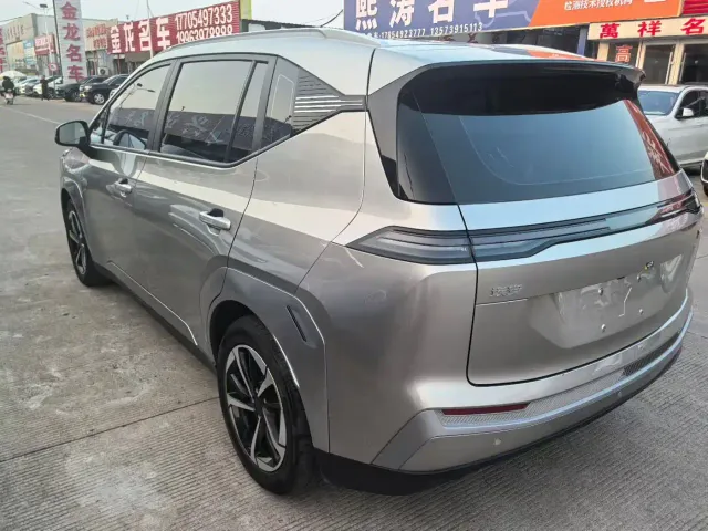 GAC Aion Y — Фото автомобиля 8