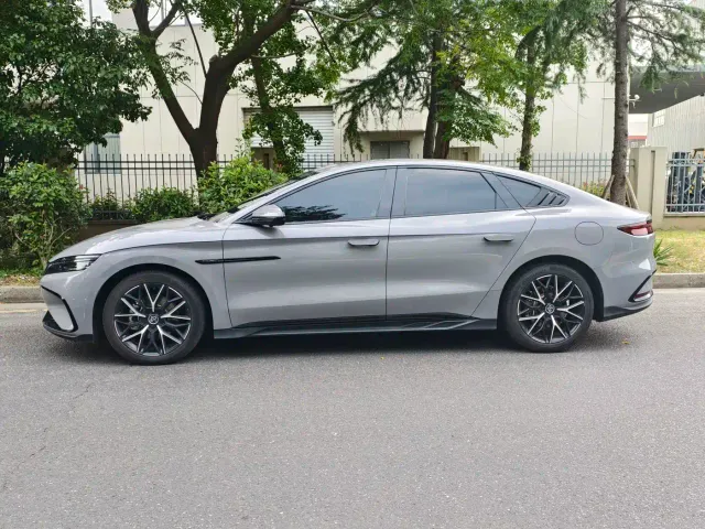 BYD Han — Фото автомобиля 4