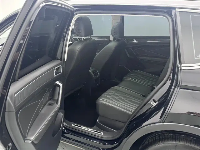 Volkswagen Tiguan L — Фото автомобиля 15