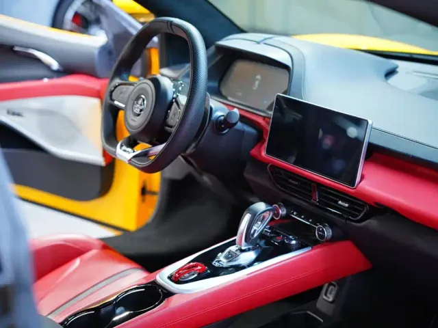 Lotus Emira — Фото автомобиля 26