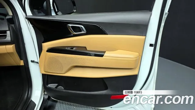 Kia Canival — Фото автомобиля 20