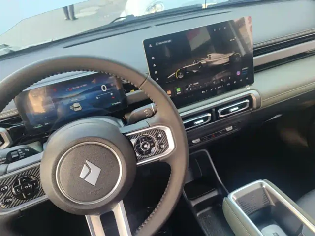 Baojun Yep Plus — Фото автомобиля 13