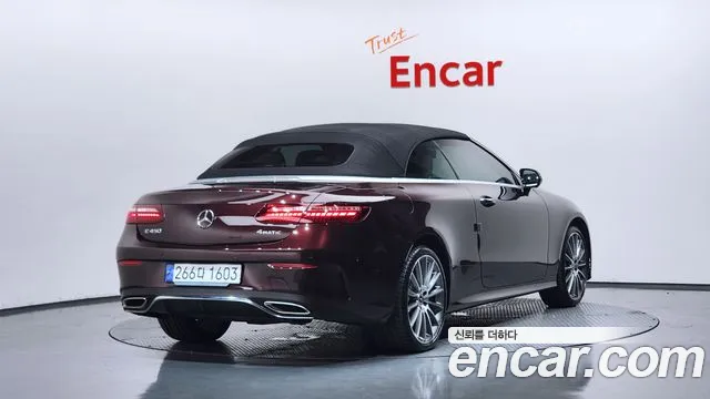 Mercedes-Benz E-Class — Фото автомобиля 2