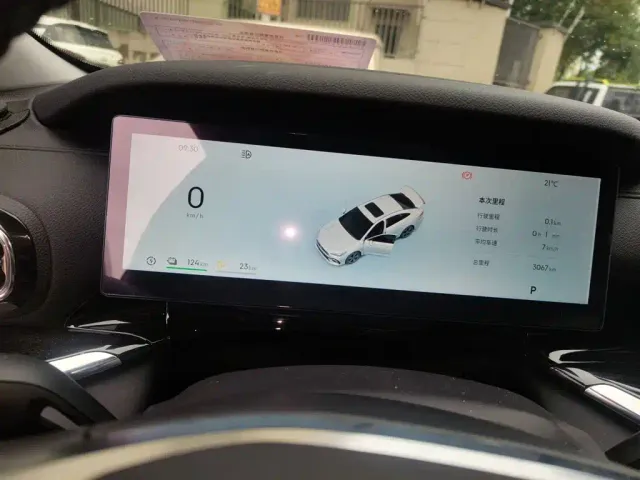 Geely Galaxy Stellar 6 — Фото автомобиля 7
