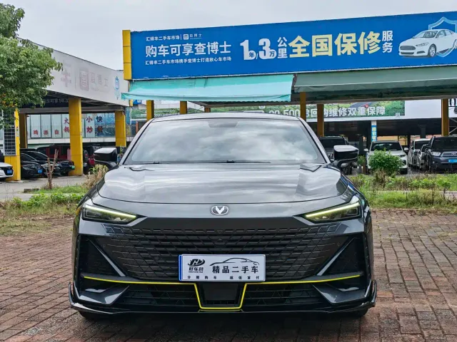 Changan UNI-V — Фото автомобиля 2