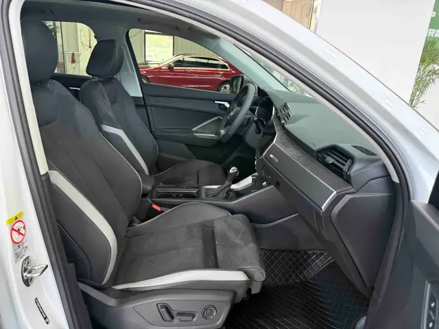 Audi Q3 — Фото автомобиля 21