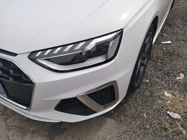 Audi A4L — Фото автомобиля 23