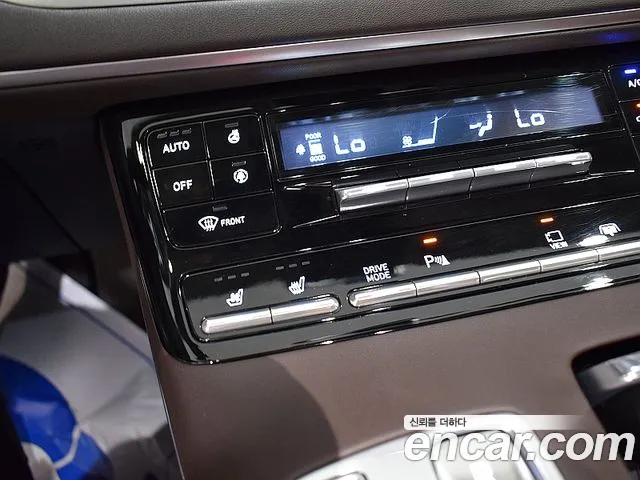 Hyundai Grandeur Новый Grandeur IG 3.0 LPi (Для проката) — Фото автомобиля 14