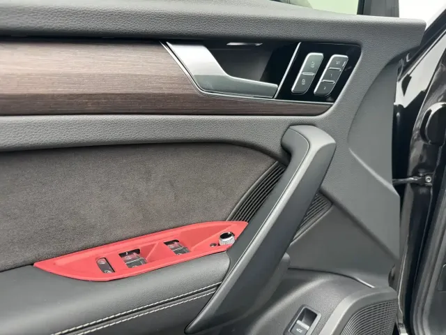 Audi Q5L — Фото автомобиля 15