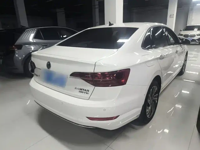 Volkswagen Sagitar — Фото автомобиля 6