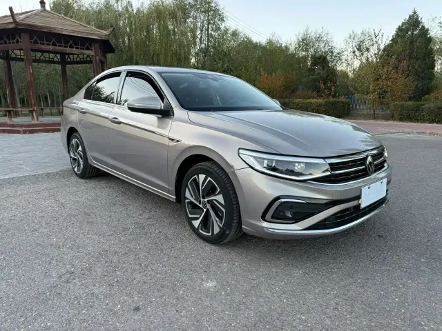 Volkswagen Bora — Фото автомобиля 3