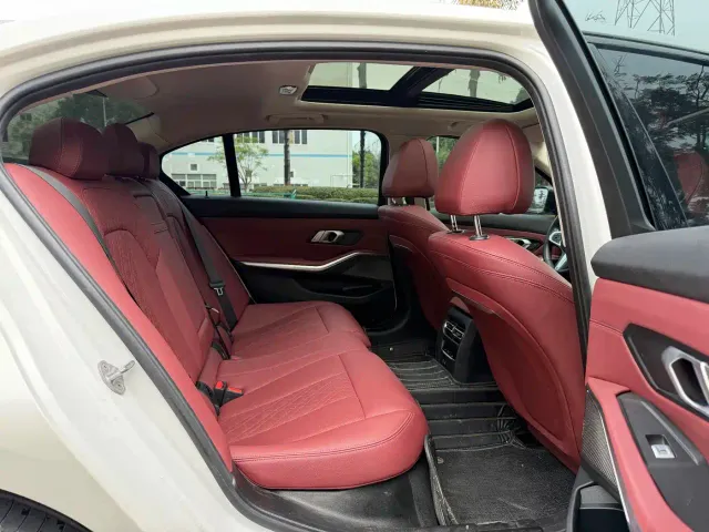 BMW i3 — Фото автомобиля 10