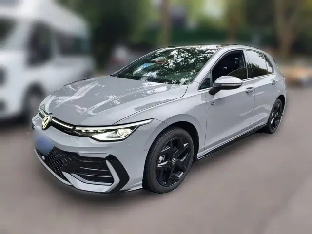 Фотография автомобиля — Volkswagen Golf