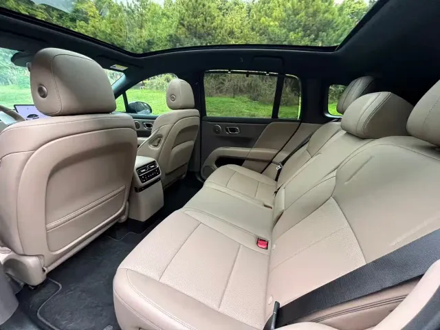 Li Auto i6 — Фото автомобиля 10