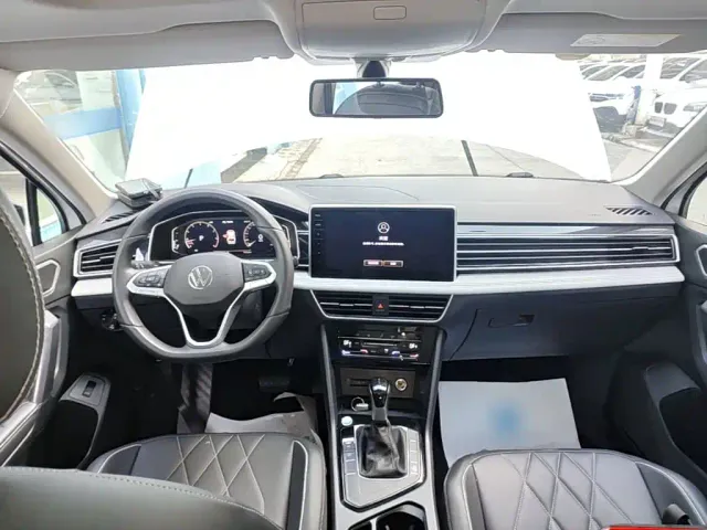 Volkswagen Tiguan L — Фото автомобиля 9